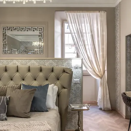 Apartment White Miracle Rome